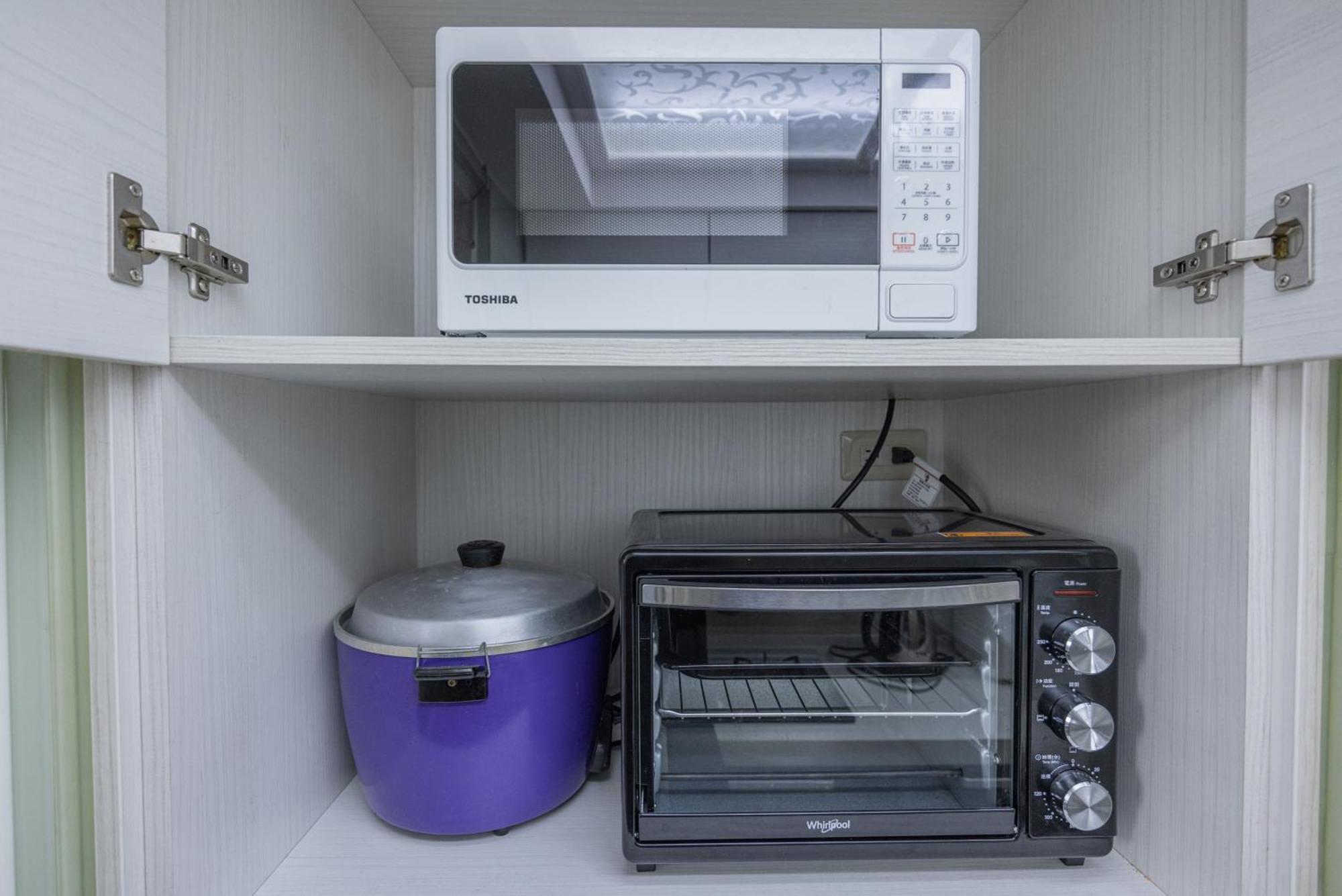 Comfy & Central 2B1B, Sleeps 5, 3Min To Daan Mrt 舒適市中心 2房1衛 睡5人 3分到大安站 台北市 エクステリア 写真